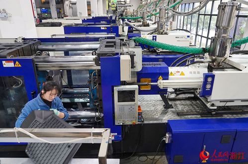 浙江黃巖 汽車配件企業生產忙