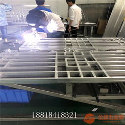上海木紋鋁花格定制生產